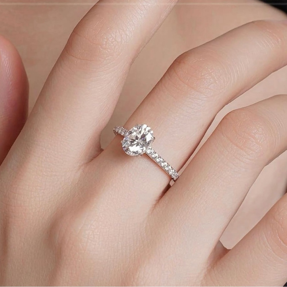 Sterling Silver 1.3ct CZ Oval Ring